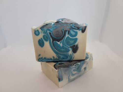 Red Cedarwood Beautifully Bearded Bar - Beautifully Bearded